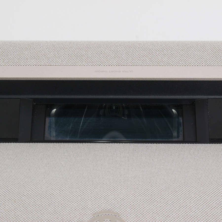 ボーナスストア+5％【美品】Aladdin Marca XM03F 超短焦点