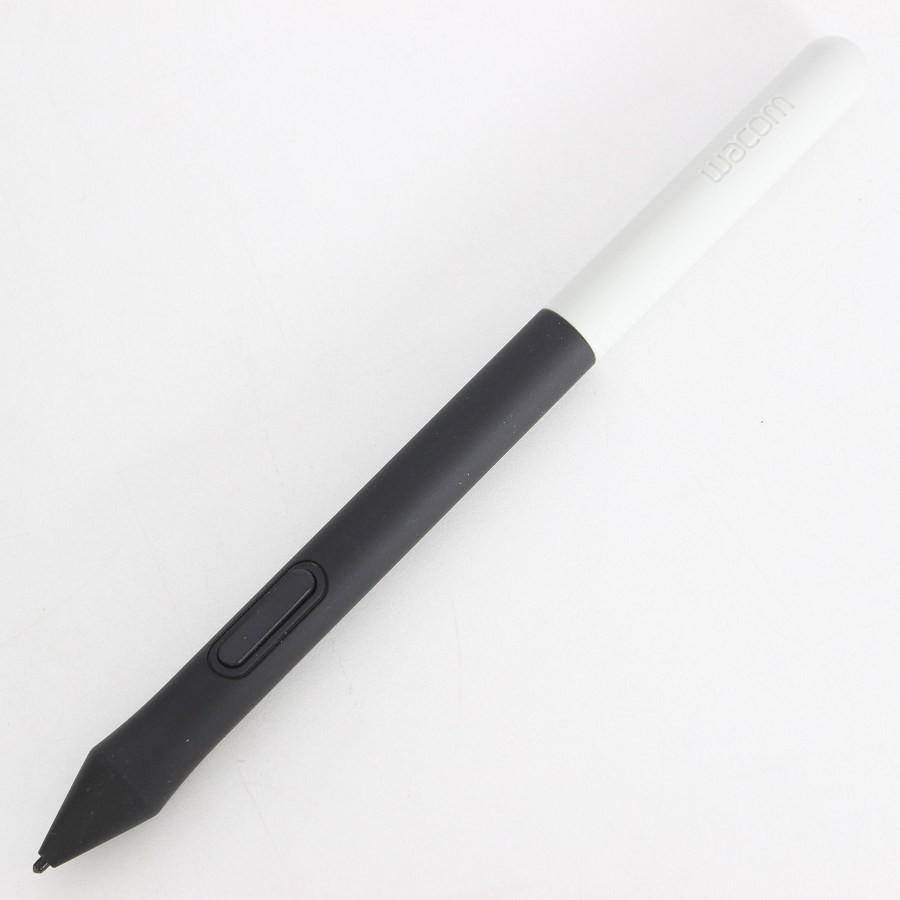 ボーナスストア+5％【美品】WACOM One Creative Pen Display DTC133W0D