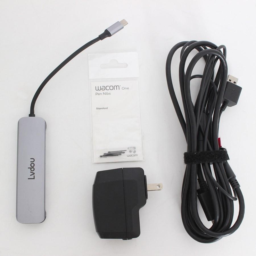 ボーナスストア+5％【美品】WACOM One Creative Pen Display DTC133W0D