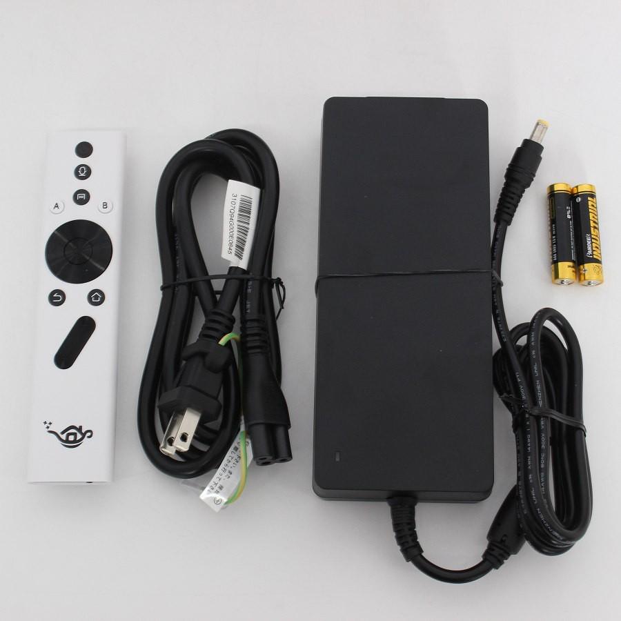 ボーナスストア+5％【美品】Aladdin Marca XM03F 超短焦点