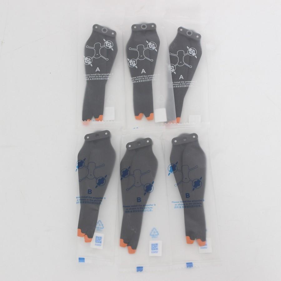 ボーナスストア+5％【美品】DJI Air 3 Fly More Combo RC2付属 DP3232 ドローン エアー フライモアコンボ 本体 |  | 10