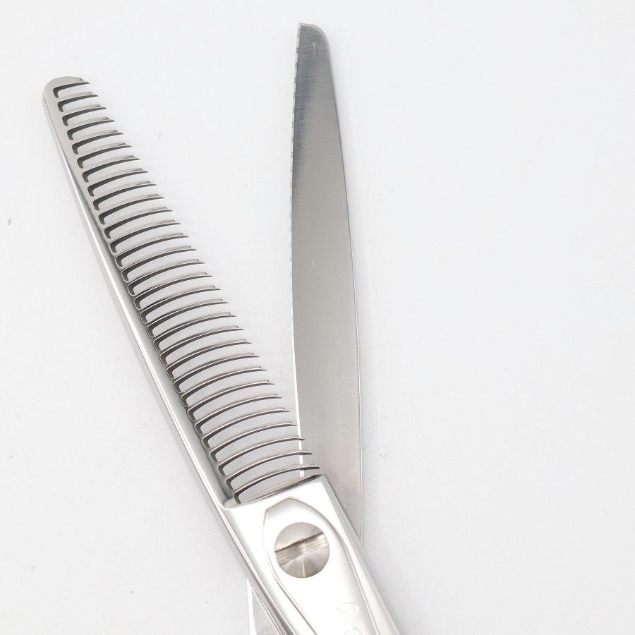ボーナスストア+5％【美品】柳生 レオックス SH1M 6インチ セニング