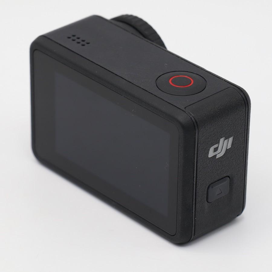 ボーナスストア+5％【美品】DJI Osmo Action 4 OA4AMZ エッセンシャルコンボ アクションカメラ オスモアクション 本体 |  | 04