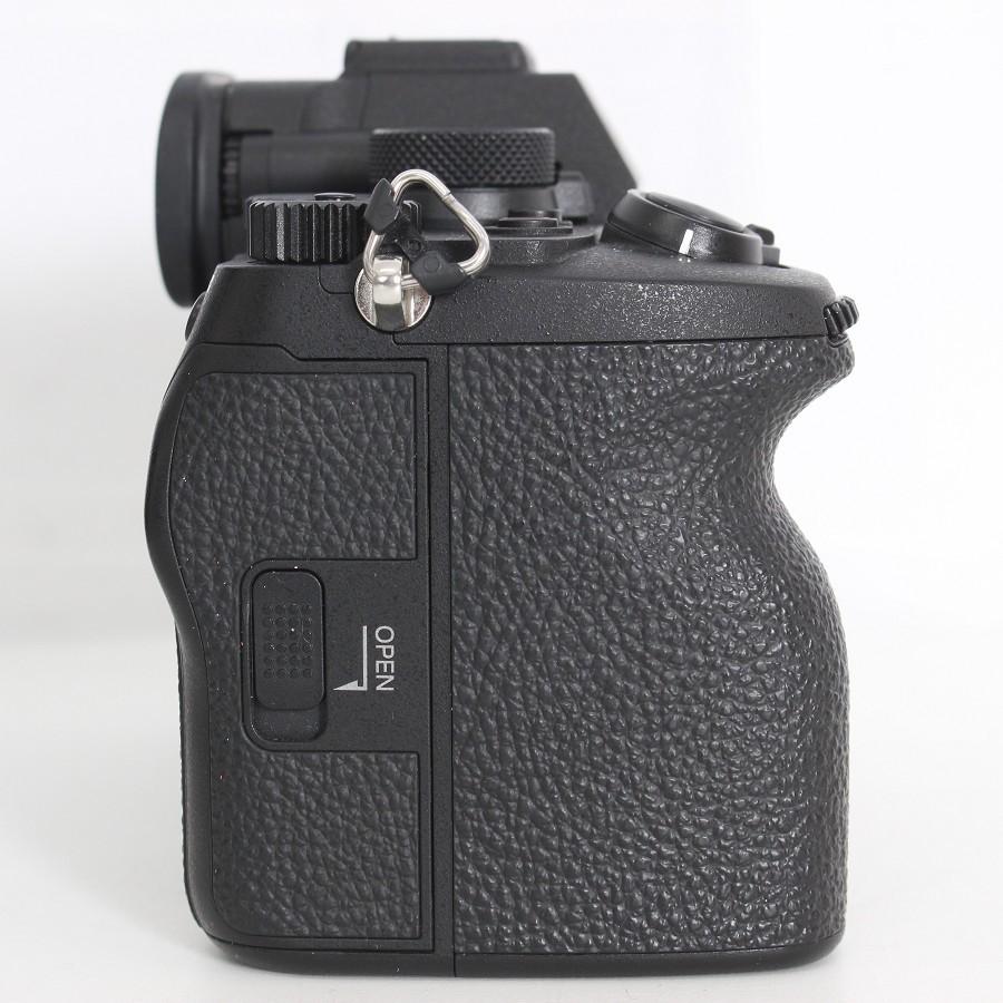 ボーナスストア+5％【美品】SONY α7 IV ILCE-7M4 ボディ ミラーレス