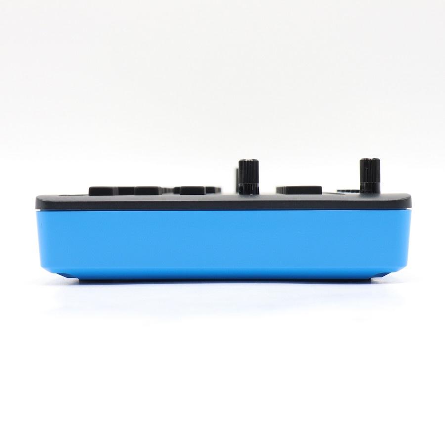 ボーナスストア+5％【美品】Roland AIRA Compact J-6 コードシンセサイザー ブルー ローランド 本体 |  | 07