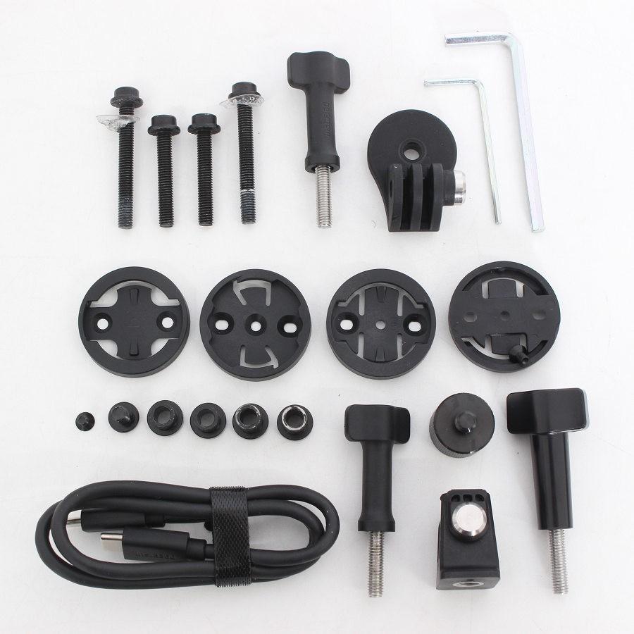 ボーナスストア+5％【美品】Insta360 X5 通常版 CINSAAHA ブラック アクセサリー付 8K 360度カメラ アクションカメラ インスタ360 本体 |  | 09
