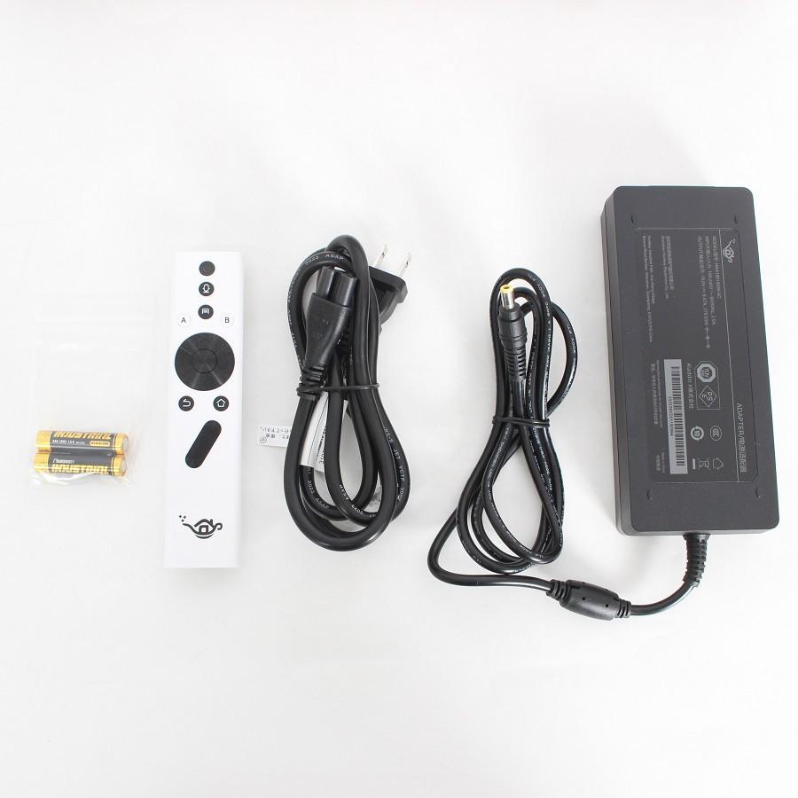 ボーナスストア+5％【美品】Aladdin Marca XM03F 超短焦点
