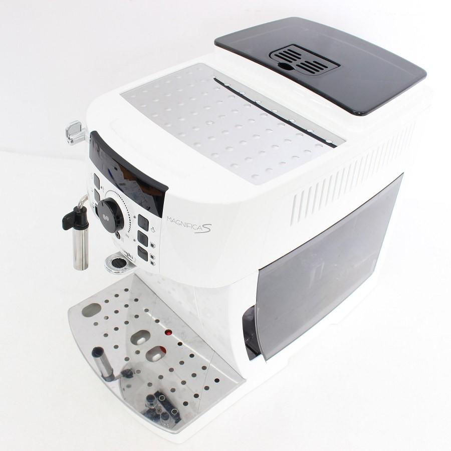 ボーナスストア+5％【美品】デロンギ マグニフィカS ECAM22112W