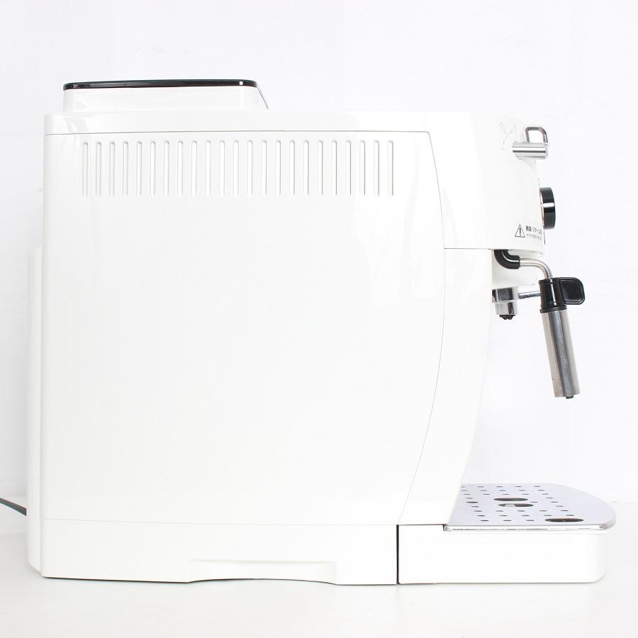 ボーナスストア+5％【美品】デロンギ マグニフィカS ECAM22112W