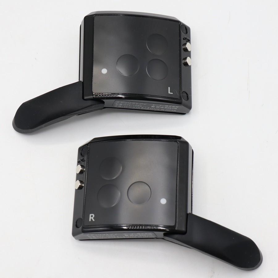 ボーナスストア+5％【美品】ヤーマン メディリフト アイ EPE-10BB