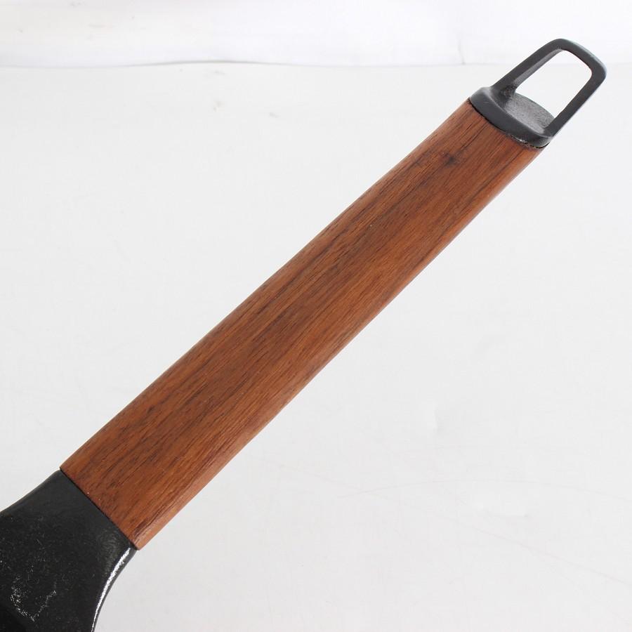 【ボーナスストア+5％】バーミキュラ フライパン 26cm FP26-WN ウォールナット材 Vermicular 本体 |  | 02