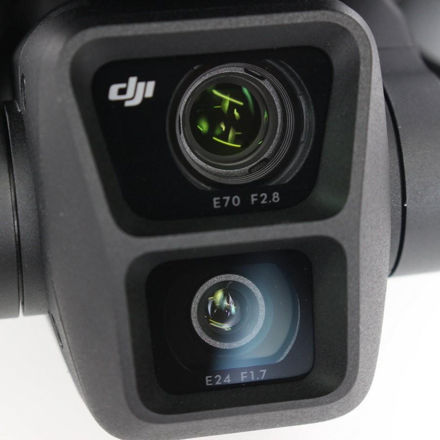 ボーナスストアPlus【美品】DJI Air 3 Fly More Combo RC-N2付属 TZ3232 ドローン エアー フライモアコンボ 本体 |  | 03