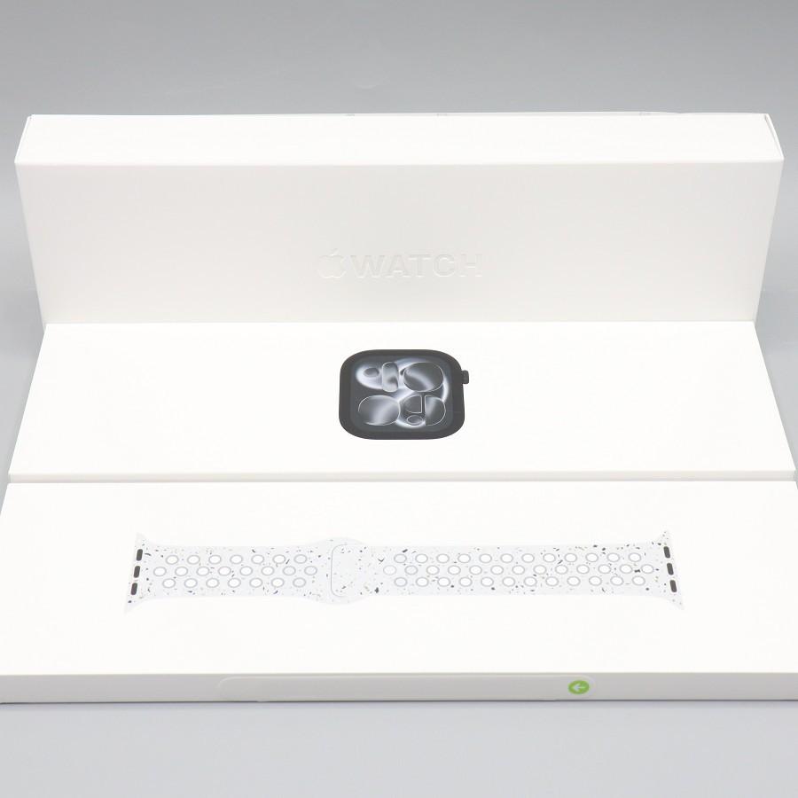 ボーナスストア+5％【新品未開封】Apple Watch Series11 46mm GPS MEW84J/A+MGC54FE/A ジェットブラックアルミニウム/ベールドグレー Nikeスポーツバンド M/L |  | 01