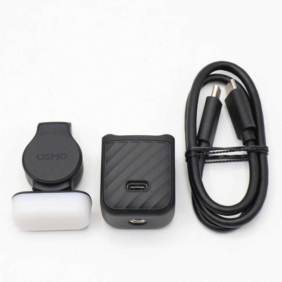 ボーナスストアPlus【美品】DJI Osmo Pocket 4 エッセンシャルコンボ OP4406 アクションカメラ 4K 3軸スタビライザー オズモポケット 本体 |  | 08