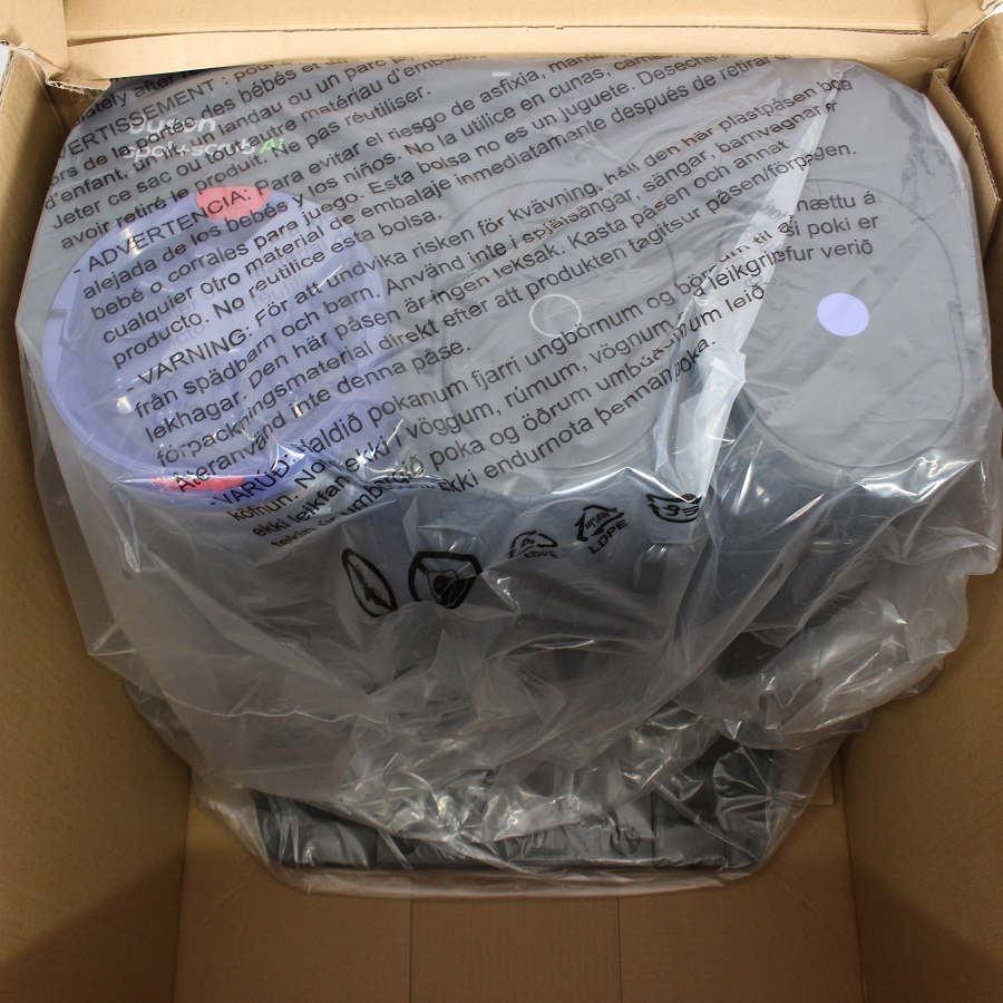 ボーナスストア+5％【新品】Dyson Spot+Scrub Ai RB05 マットブラック/ブルー ロボット掃除機 自動ゴミ捨て機能 ダイソン 本体 |  | 04