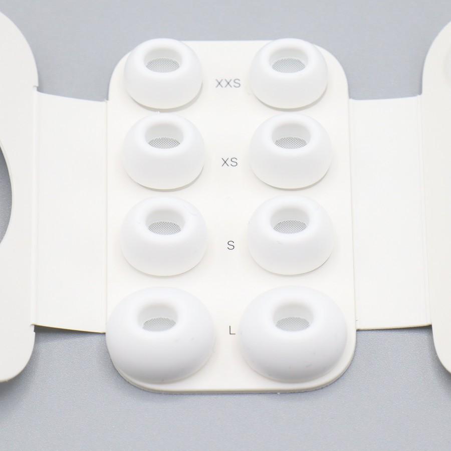 ボーナスストアPlus【美品】Apple AirPods Pro 3 MFHP4J/A アクティブノイズキャンセリング搭載 エアポッズ プロ エアーポッズ 本体 |  | 09