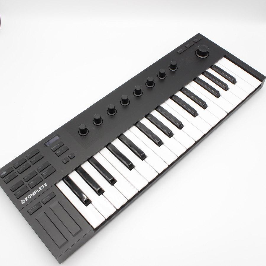 【美品】Native Instruments KOMPLETE KONTROL M32 鍵盤 MDHIキーボードコントローラー ネイティブインストゥルメンツ |  | 01