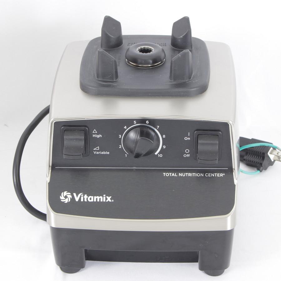 Vitamix 【美品】バイタミックス TNC5200 ステンレスシルバー Vitamix 【美品】バイタミックス TNC5200 ステンレスシルバー