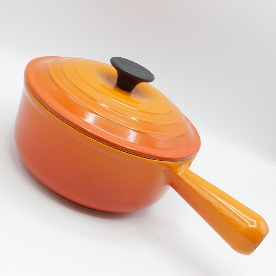 V*n様 新品未使用　ルクルーゼ　ソースパン　片手鍋　オレンジ　18cm 新品未使用】ルクルーゼ 片手鍋 ソースパン オレンジ 18cm - メルカリ