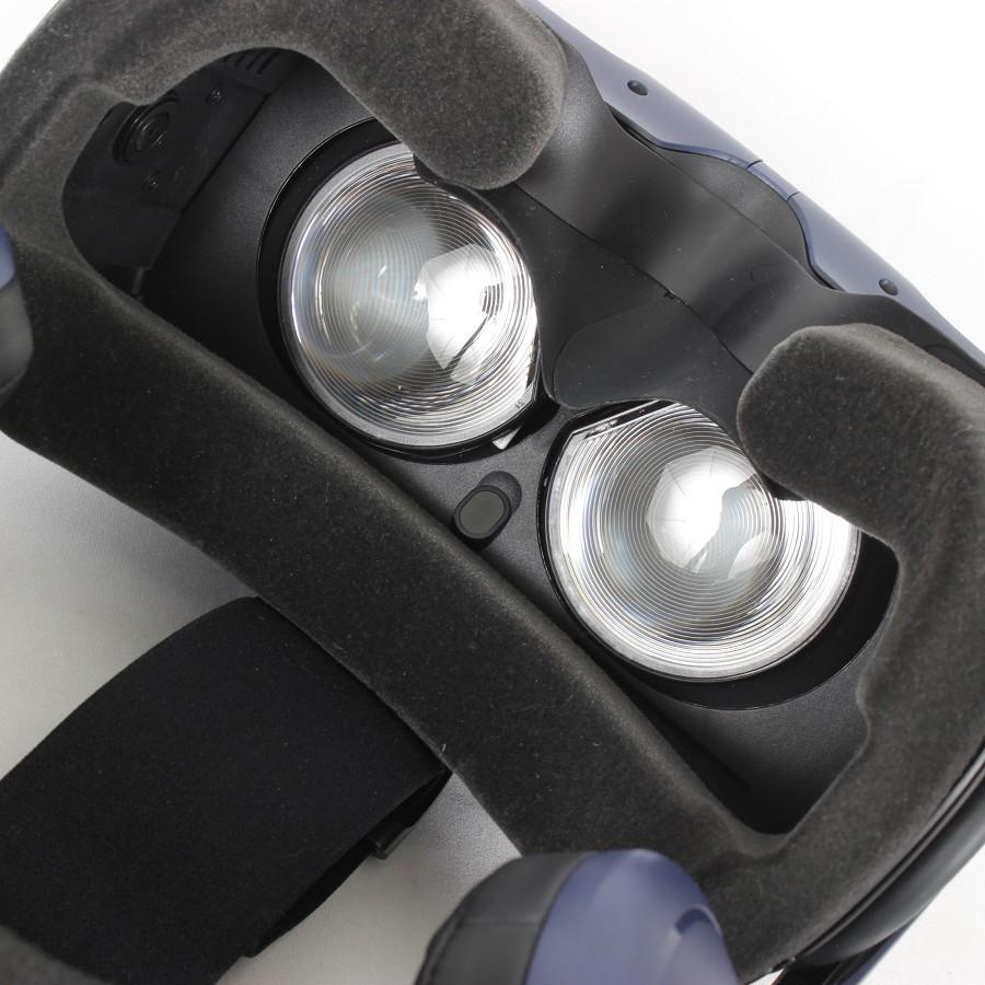 美品】HTC VIVE PRO マクラーレン特別仕様 99HANW046-00 新品バック