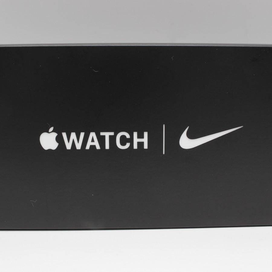 【新品】Apple Watch Nike Series7 45mm GPS MKNA3J/A スターライトアルミニウムケース/ピュアプラチナム アップルウォッチ 本体 | Apple Watch | 04