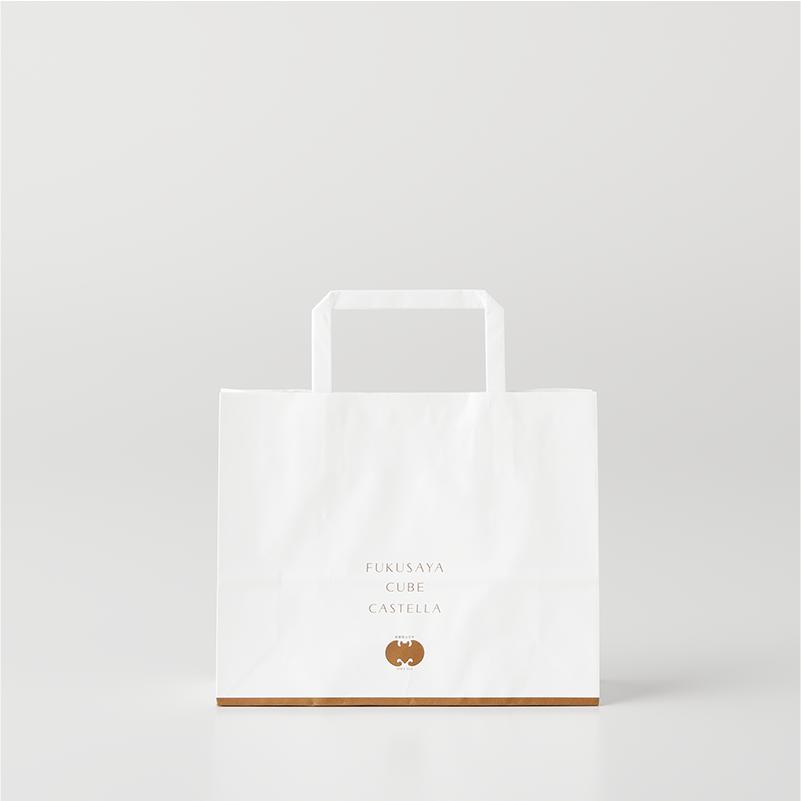 福砂屋 フクサヤ キューブ カステラ 2個入 御礼 御祝 お歳暮 御歳暮 プレゼント お土産 スイーツ ギフト 袋付き　福さ屋 ふくさや | ブランド登録なし | 03