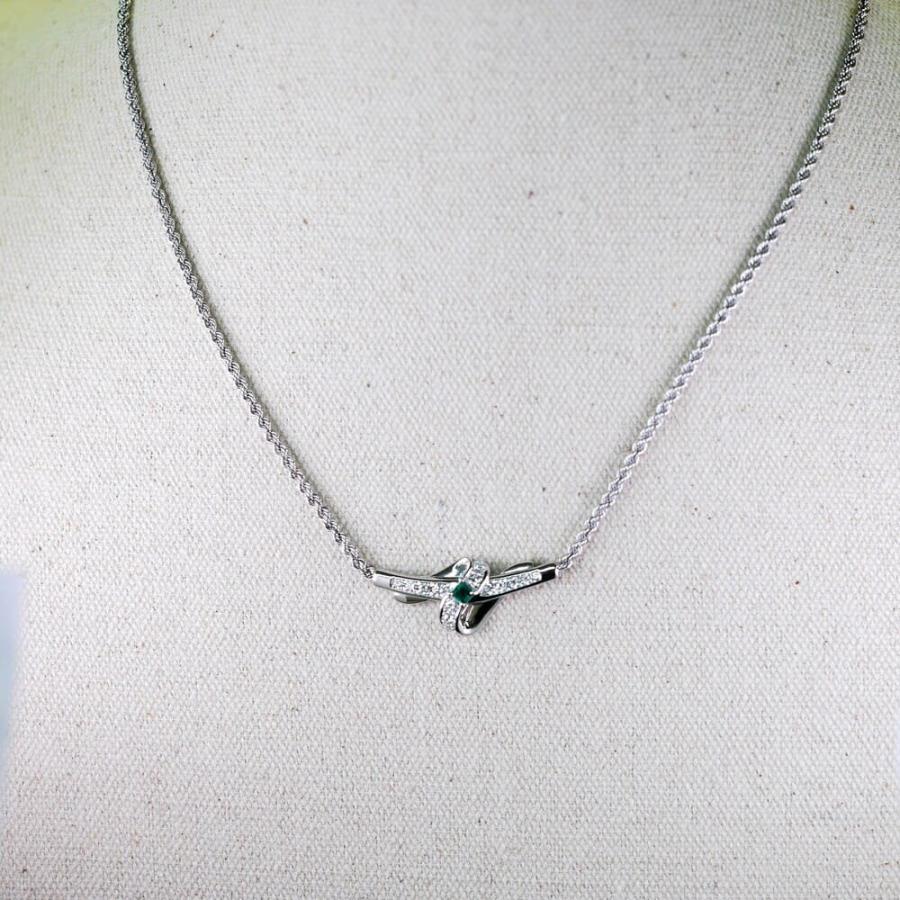 エメラルド0.12ct ダイヤモンド0.47ct PT900 ペンダントネックレス 