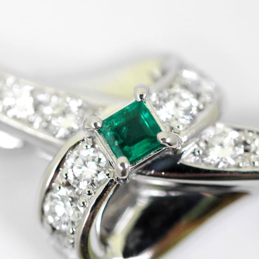 エメラルド0.12ct ダイヤモンド0.47ct PT900 ペンダントネックレス 