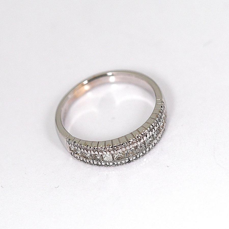 K18WG プリンセスカット ダイヤモンド 3列ハーフエタニティリング D0.66ct ― 凛とした輝きを纏う、贅沢なレイヤードリングの画像