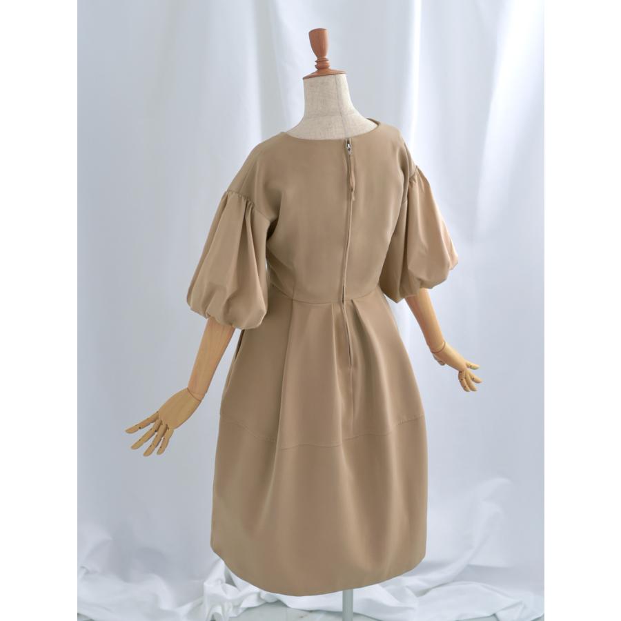 新品❣️ REGINA RISURRE 2way Aラインワンピース 白襟 M 新品❣️ REGINA RISURRE 2way Aラインワンピース 白襟 M - ワンピース