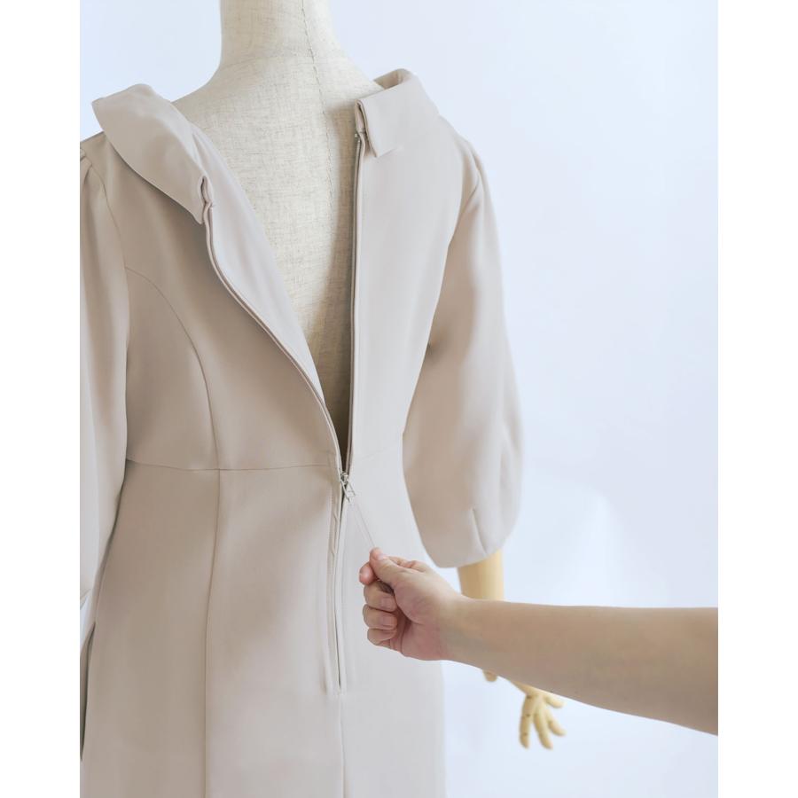 新品未使用　レジーナ　キレイ　ワンピ　アン　洗えるワンピ　オフホワイトM 新品未使用 レジーナ キレイ ワンピ アン 洗えるワンピ オフ