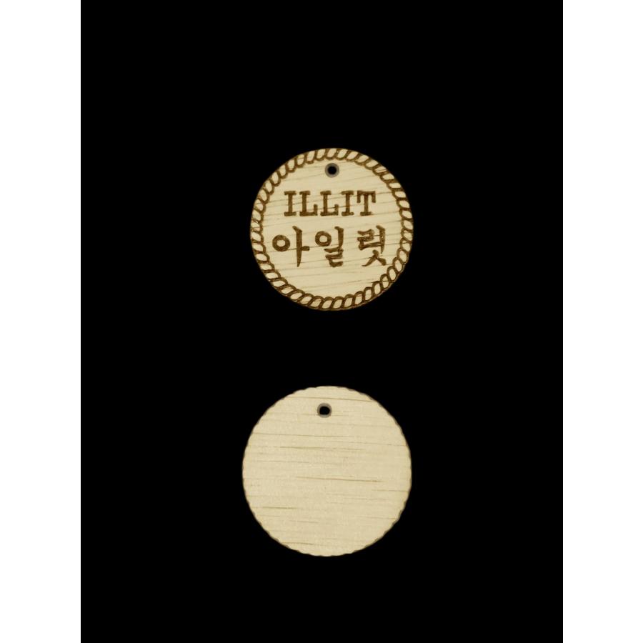 アイリット ILL-IT 韓国語ハングル 木製レーザー彫刻加工キーホルダー