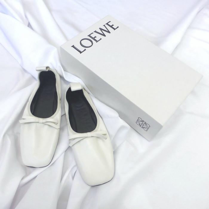 ロエベ （LOEWE）BALLERINA BOW バレリーナボウ リボン スクエアトゥ