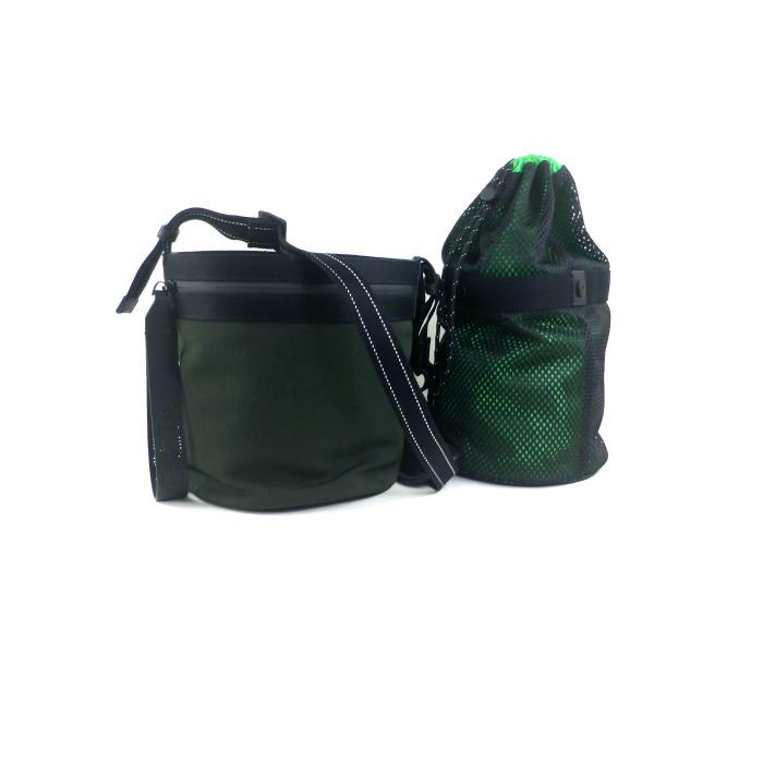 ボッテガ ヴェネタ （BOTTEGA BUCKET MESSENGER BAG バケット メッセンジャー バッグ 570185