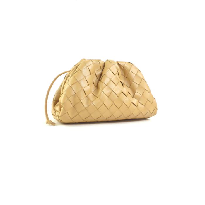 ボッテガ ヴェネタ (BOTTEGA VENETA) ミニ ザ・ポーチ イントレ ボッテガ ヴェネタ (BOTTEGA VENETA) ミニ ザ・ポーチ イントレ