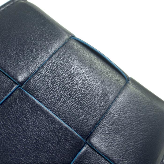 ボッテガ ヴェネタ （BOTTEGA VENETA） マキシイントレ カセット 三つ折り ファスナー 財布 651372 スペース×プール（新品同様）中古の画像