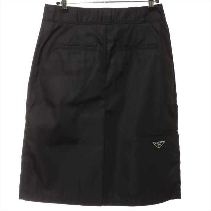 プラダ （PRADA） ナイロン ラップスカート トライアングルロゴ ひざ丈 #38 ブラック ウエア（中古）の画像