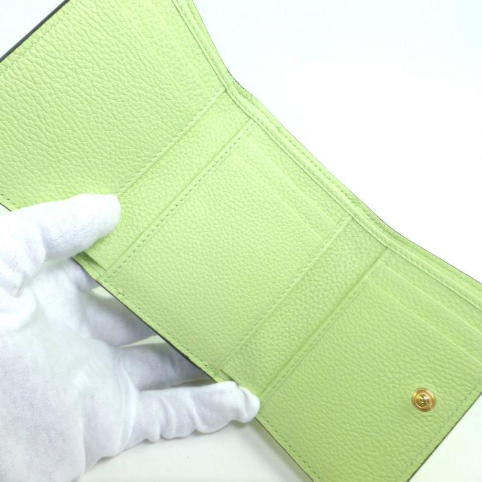 GUCCI グッチ (GUCCI) エンボスロゴ ミニウォレット GUCCI グッチ (GUCCI) エンボスロゴ ミニウォレット