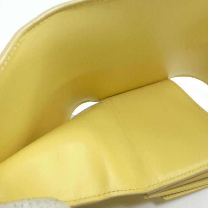 セリーヌ （CELINE） スモールウォレット 16 セーズ コンパクト 三つ折り 財布 10F52 ポレン（美品）中古 | 16（CELINE） | 07