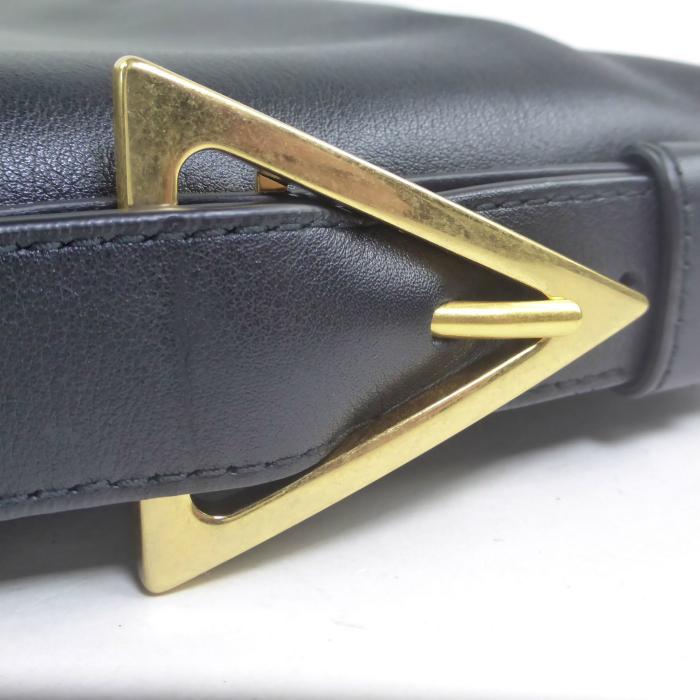 ボッテガヴェネタ 黒 レザー がま口 ショルダーバッグ ブラック DSCN4146_2_4462bafb-0ebf-480c-