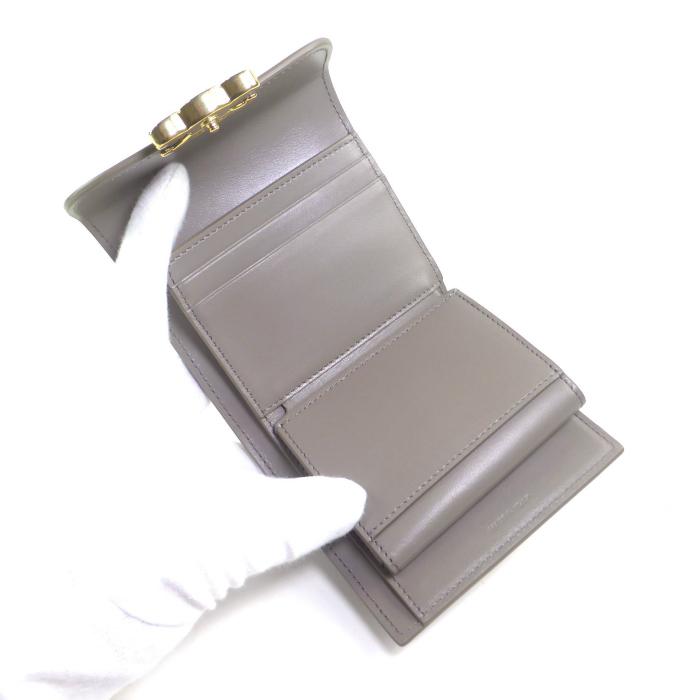 セリーヌ トリオンフ スモール コンパクトウォレット 三つ折り 財布 TRIOMPHE セリーヌ （CELINE） スモール フラップ ウォレット