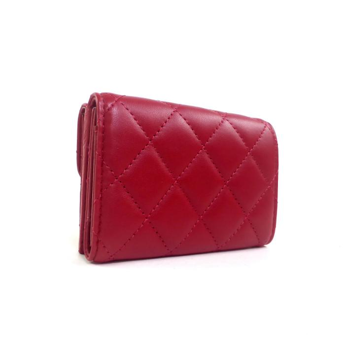 CHANEL ラムスキン コンパクト財布レッド CHANEL シャネル （CHANEL） ラムスキン マトラッセ クラシック