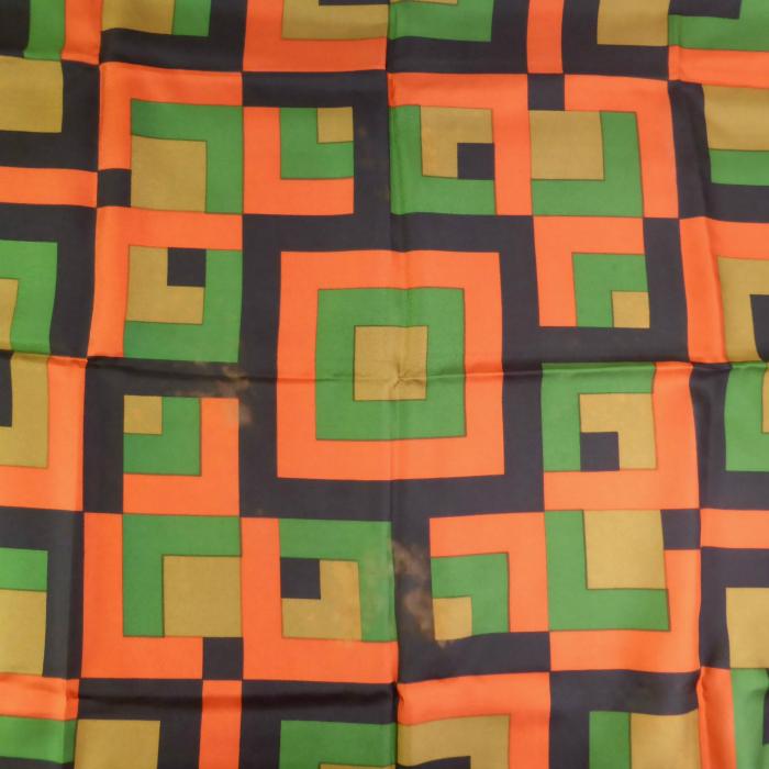 GIVENCHY（ジバンシィ） 大判 スカーフ シルク 幾何学模様 マルチ