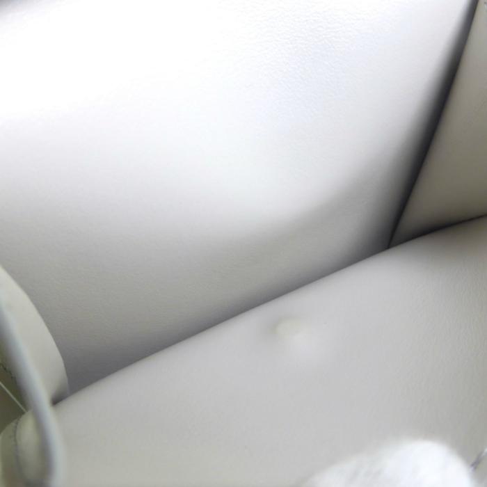 セリーヌ （CELINE） スモールウォレット 16 セーズ コンパクト 三つ折り 財布 10F52 ライトストーン（未使用品）中古 | 16（CELINE） | 06