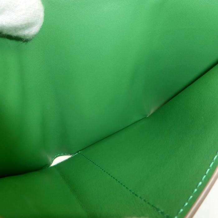 LOEWE（ロエベ） トライフォールド ジップウォレット 三つ折り 財布