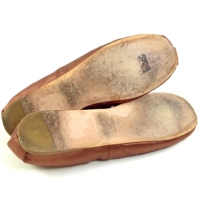 miu miu（ミュウミュウ） （MIUMIU）サテン バレリーナ バレエシューズ