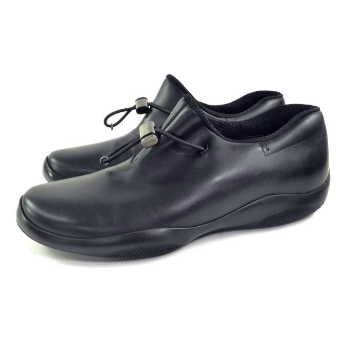 LINEA ROSSA プラダ （PRADA） リネア・ロッサ トブラック レザー