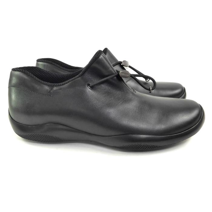 LINEA ROSSA プラダ （PRADA） リネア・ロッサ トブラック レザー