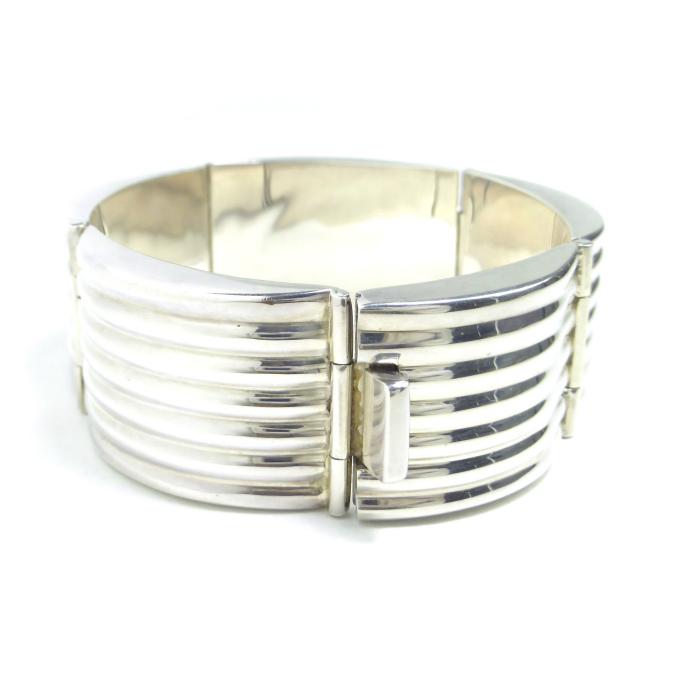 TIFFANY&Co.（ティファニー） 5パネル グルーヴド バンド ブレスレット