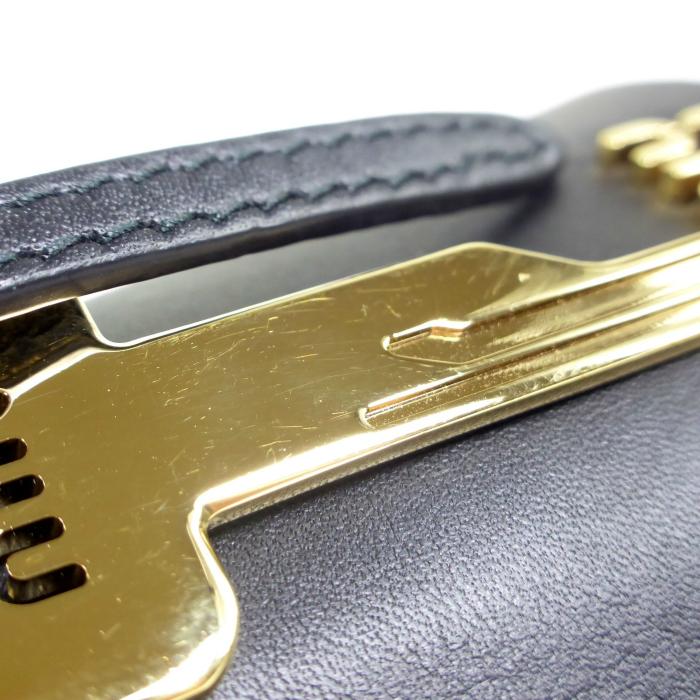 miu miu（ミュウミュウ） レザートリック キーホルダー チャーム